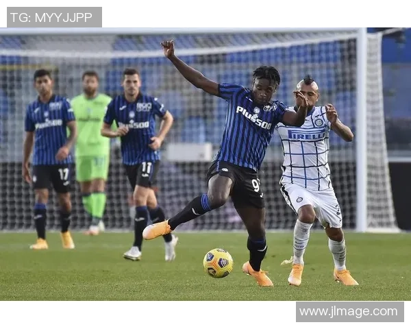 亚特兰大足球队当家球星引领球队冲击欧洲赛场再创新高